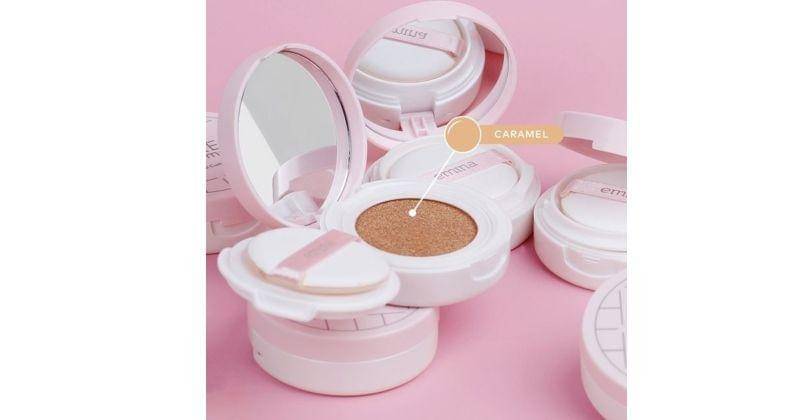 Instagram/Eminacosmetics